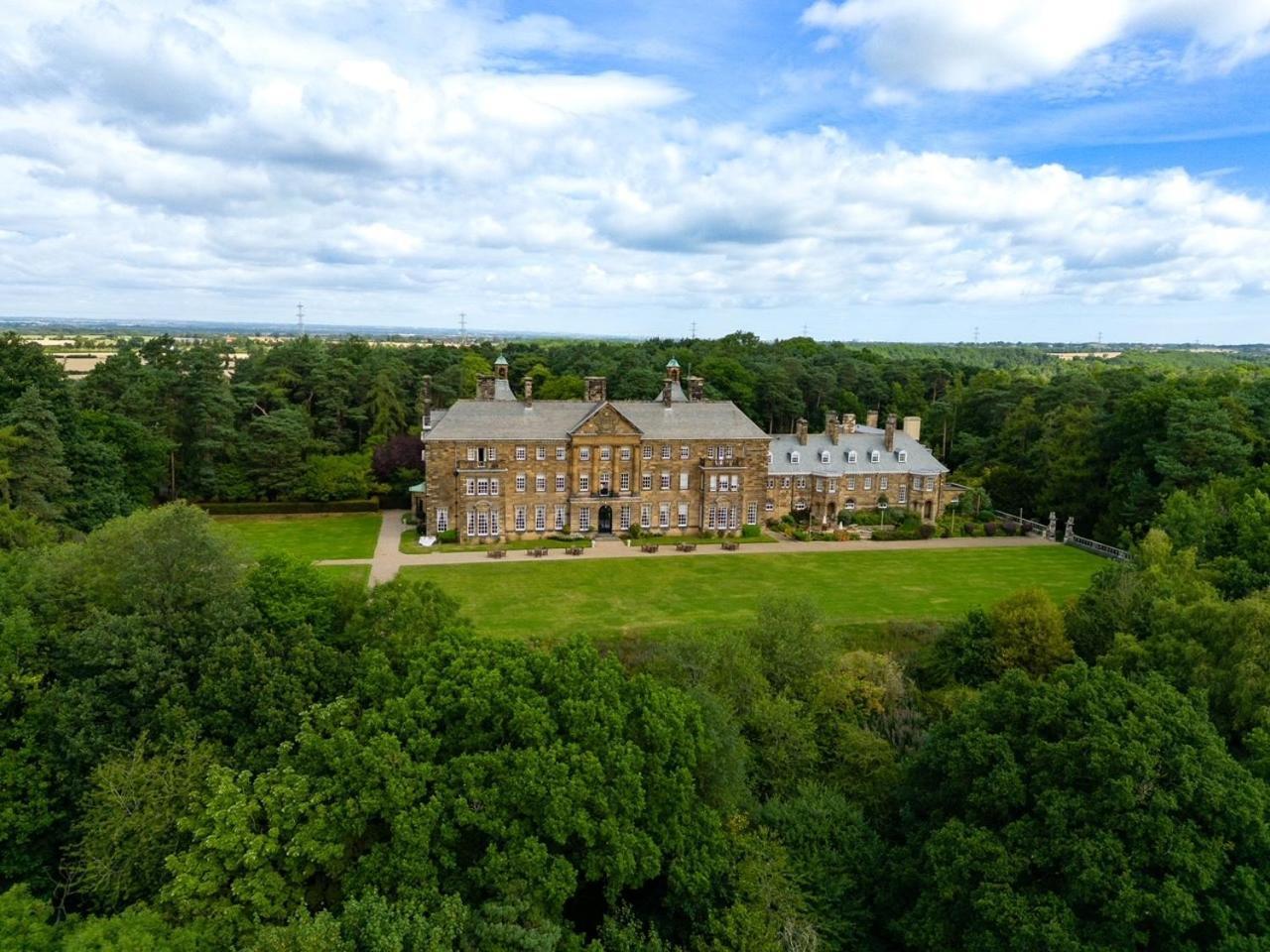 Crathorne Hall Yarm Bagian luar foto